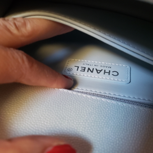 Chanel coco handle mini irridescent blue caviar bag - Picture 4 of 14